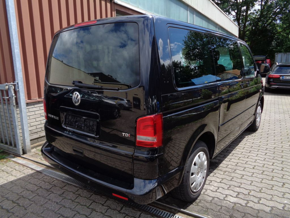 Volkswagen T5 Caravelle 2.0 TDI, DSG, PDC, Navi, 8 Sitze 2012/6