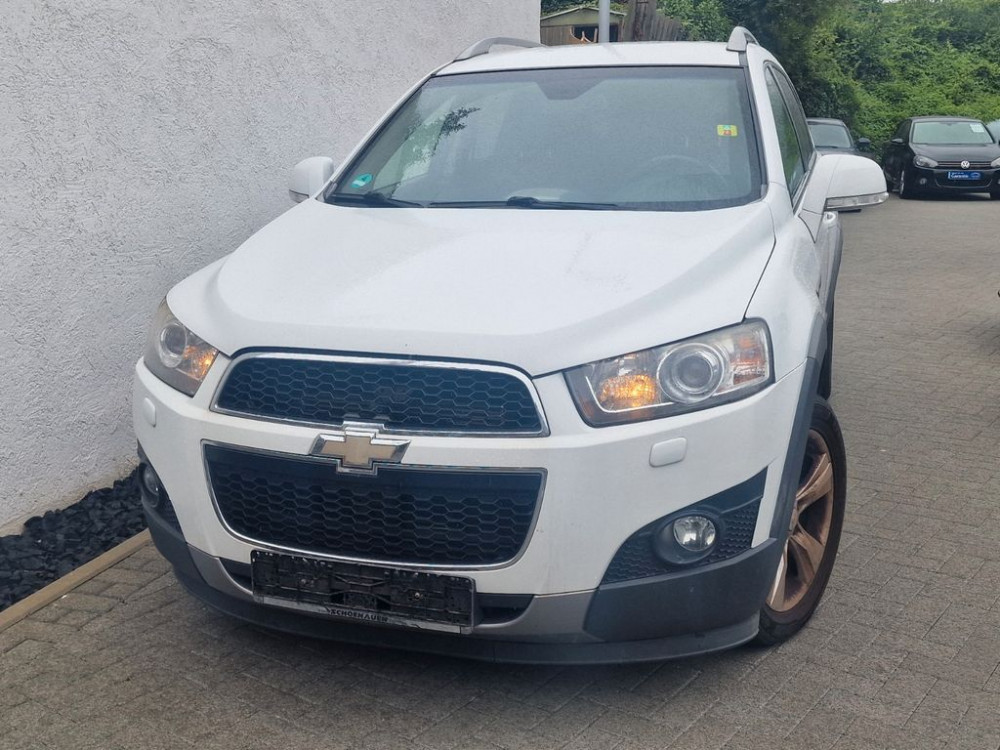 Chevrolet Captiva 2.2 D LT 2WD -Leder/SR+WR/ZahnriemenNeu- 2011/8