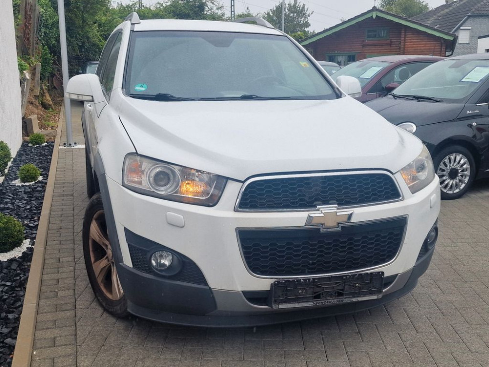 Chevrolet Captiva 2.2 D LT 2WD -Leder/SR+WR/ZahnriemenNeu- 2011/8