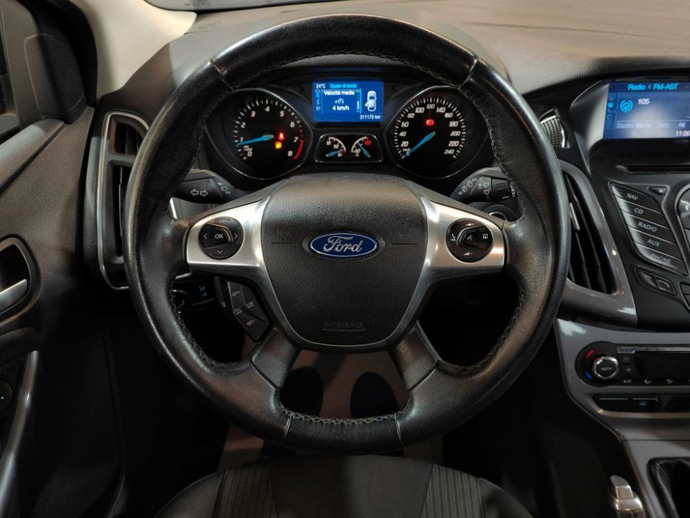 Ford Ford Focus 5p 1.6 Titanium Gpl 120CV 2014/8