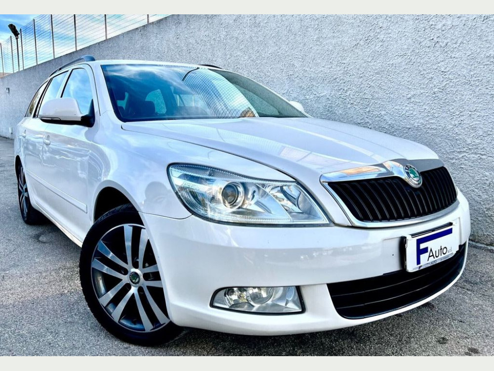 Skoda Skoda Octavia 1.6 TDI CR F.AP. Wagon Elegance 2013/2