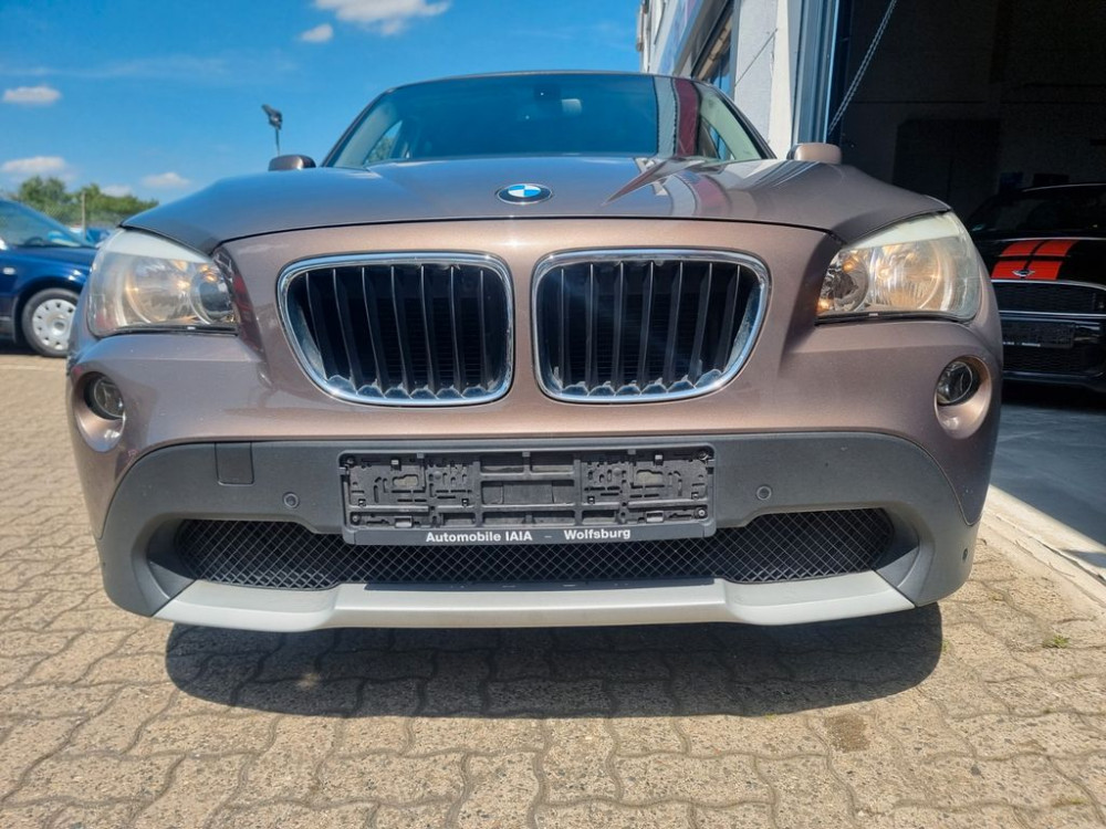 BMW X1 sDrive 20d  AHK/8x Bereift/Navi 2011/12