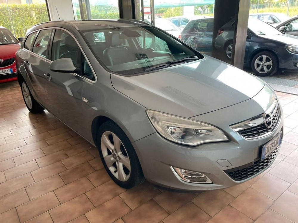 Opel Opel Astra Sports Tourer 1.4 t Elective Gpl-tech 2012/6