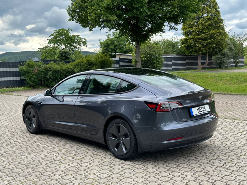 Tesla Model 3 Standard Range Plus RWD 2023/2