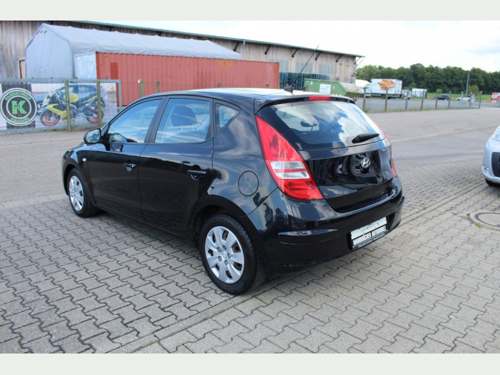 Hyundai i30 .6 CRDi Limo. Comfort Team~1.Hand~Klimaautom 2009/3