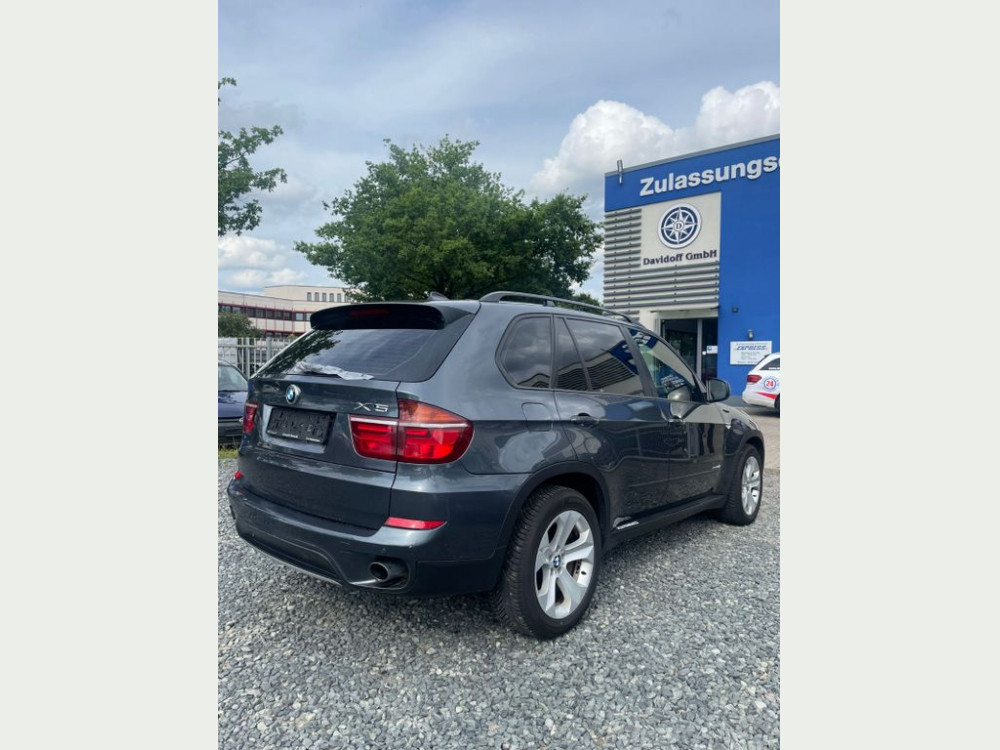 BMW X5 Baureihe  xDrive30d 2010/8