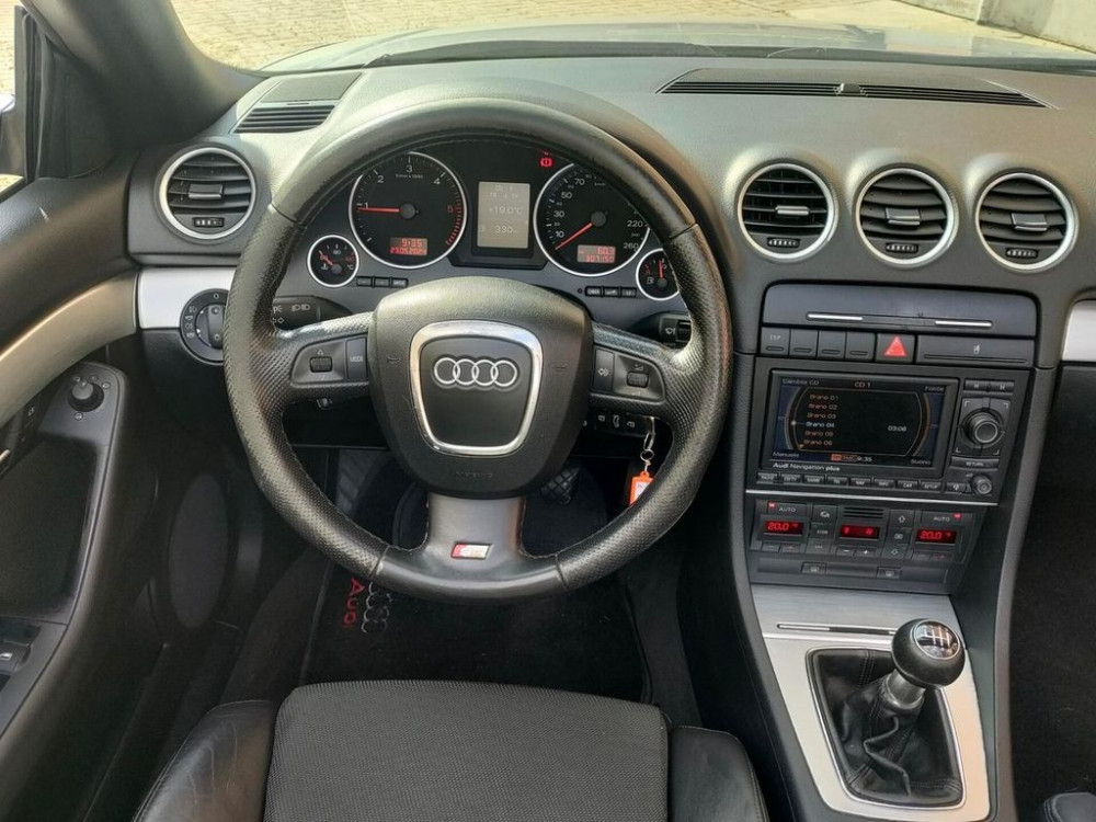 Audi Audi A4 Cabrio 2.0 TDI F.AP. S Line 2008/6