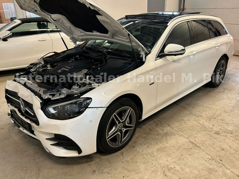 Mercedes-Benz E300e Hybrid AMG-Line*LED*Pano*Burmest*360°*AHK 2021/5