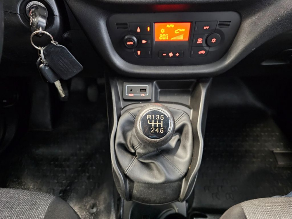 Fiat Doblò SX 1.6 Maxi Kasten + Klimaauto./8.Reifen 2016/8