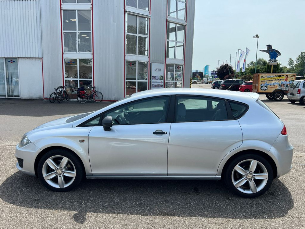 Seat Leon Basis 1,4L 86PS Klima TüvNeu 8Fachbereifung 2010/7