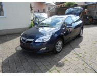 Opel Astra J Sports Tourer Edition/A