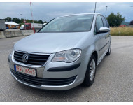 Volkswagen Touran Conceptline BlueMotion 1,